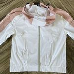 Alphalete  Women’s EXP Tech Windbreaker- Himalayan Pink, Size Small Photo 8