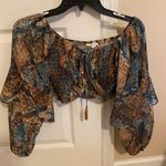12th Tribe Cropped blouse Photo 0