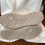 Ecco  TRAY TECH CREAM COLOR SNEAKER SIZE 38 7/7.5 Photo 6