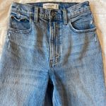 Abercrombie & Fitch curve love 90’s straight ultra high rise jeans Photo 0