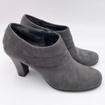 Aerosoles  Role Player Faux Suede Booties Womens Size 9 Grey Heelrest Memory Foam Photo 1