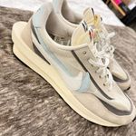 Nike  Sacai Women’s Shoes Size 11 Photo 2