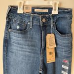 Levi's Classic Denim High-Rise Jeans 721 High Rise Photo 2