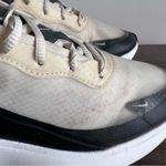 Nike  Air Max Dia Women's Shoe Size 7 Photo 3