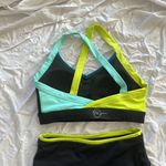 WORKOUT SPORTS BRA AND LEGGING SET Photo 3