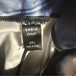 SheIn Curve Navy and White Garment Photo 2