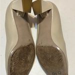 Bruno Magli Italy Women's Heels Size 4.5 Beige Leather Luxury
Dress Shoes Photo 5
