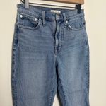 Madewell - The Perfect Vintage Jean in Belbury Wash Straight Leg Mom Jeans Denim Photo 3