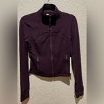 Lululemon  NWT Define Cropped Jacket Full Zip Plum Color Size 6 Photo 2
