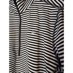Nike Striped  pro quarter zip pullover size medium Photo 2
