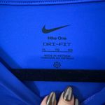 Nike 🦋 NWT! 🦋  Women's Royal Blue Short Sleeve Tee Photo 3