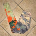 Onzie  Graphic Legging in Free Fly Photo 8