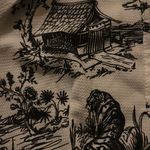 Boohoo Women’s  cris-cross crop top Photo 1