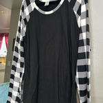 Acting Pro Buffalo Check Raglan Long Sleeve Top 2X  Black White Photo 0