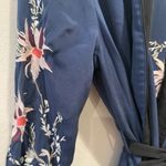 L'Academie L’ACADEMIE The Lara Silk Robe in Navy Embroidered size XS Photo 4
