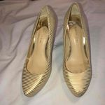 Gianni Bini Gold Striped Pointed Heels Womens Shoes Size 10 Photo 6