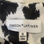 Gibson Latimer  Monochrome Patterned Blouse Photo 2