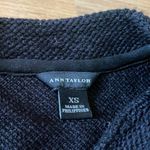 Ann Taylor Fitted Sweater-like Top XS Photo 3