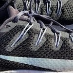 Nike Women’s Black and Grayish/slight Purplish Athletic Running shoes Size 8 Photo 1