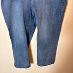 Lane Bryant  Women's‎ Plus Size 18 Flex Magic Waistband Mid-Rise Boyfriend Capri Photo 2