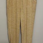 Kittenish orange joggers‎ large Photo 0