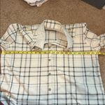 Lee Plaid Cream and Gray Soft Button up Size Large Photo 8
