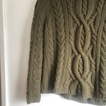 Orvis Charles F  Chunky cable Knit Sweater size medium cotton cashmere pea green Photo 3