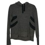 Alo Yoga Grey Striped Athletic Casual Workout Gym Sweatshirt Hoodie Size M Photo 2