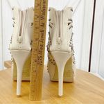 C Label Jocelyn 66 Studded Platform Bootie Heels Bone Cream 8 Peep Toe Silver Photo 10