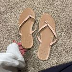 Target Sandles Photo 0