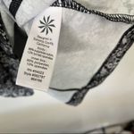 Athleta Women’s XXS Gray & Black Floral Strappy Fitness Tank Top Photo 3