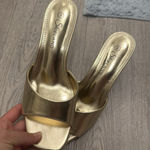 Shoe Land Gold heels Photo 0