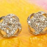 Zales Love knot earrings Photo 6