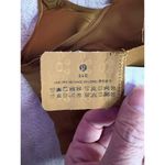 Lululemon  34C bra Photo 4