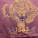 Goodie Two Sleeves Def Leopard by Red Cropped Graphic Tee T-Shirt Size Large Photo 2