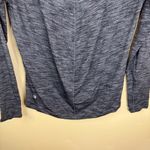 Lululemon  Womens Space Dye Long Sleeve T-Shirt with Thumbholes Size 8 Activewear Photo 5