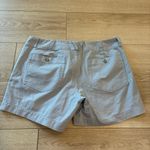 Mountain Hardwear  Women’s Gray Cargo Hiking Short Outdoors Size 10 Photo 3