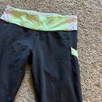 Lululemon Capri Leggings Woman’s Size 6 Photo 3