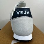 VEJA NEW  Sneakers Womens 6 SDU Rec Flannel in Snow Vegan Suede Photo 5