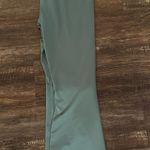 DICK'S Sporting Goods  flare leggings Photo 1