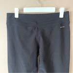 Nike  | Cropped Yoga Capri Athletic Pants Sz M Photo 2