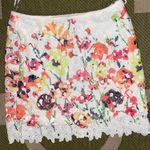 Signature 8  Floral skirt size medium Photo 0