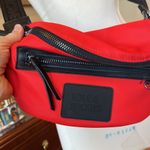 Red Waist Bag Zip Fanny Pack Sport Photo 4