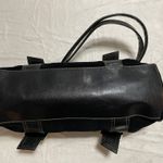 Apt. 9 Purse Photo 4