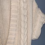 Old Navy  Cream Chunky Cable Knit Short Sleeve Plunging V-Neck Tunic Sweater Med Photo 3