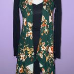 Boutique Green Floral Draped Vest Photo 0