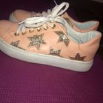 Boutique Star Sneakers Photo 0