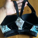 Victoria's Secret  Black and White Zipper Sports Bra Photo 4