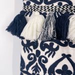 Boutique Tasseled tote bag. Embroidered cotton tall double handles. Photo 4