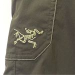 Arcteryx Arc’teryx Rampart Long Shorts Women’s Size 10 Outdoor Cargo Hiking Gray Green Photo 6